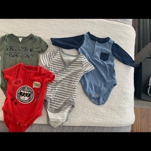 Baby boy 0-3 months bundle of shirts